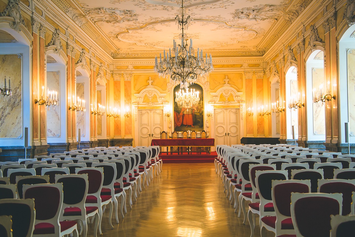 Olmütz - Bischöfliche Residenz - Symmetrischer Musiksaal